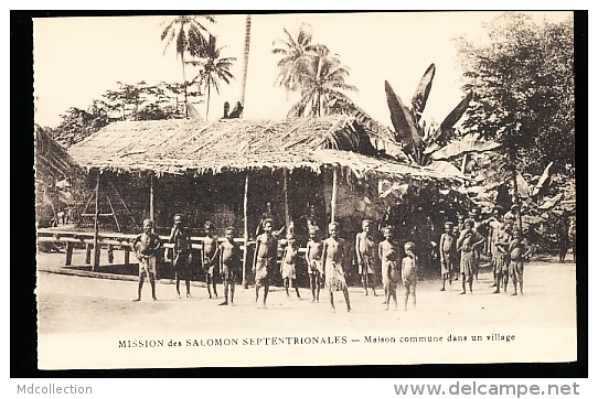 ILES SALOMON DIVERS / Maison Commune Dans Un Village / - Salomon