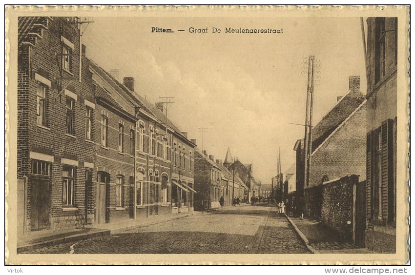 Pittem :  Graaf De Meulenaersstraat - Pittem