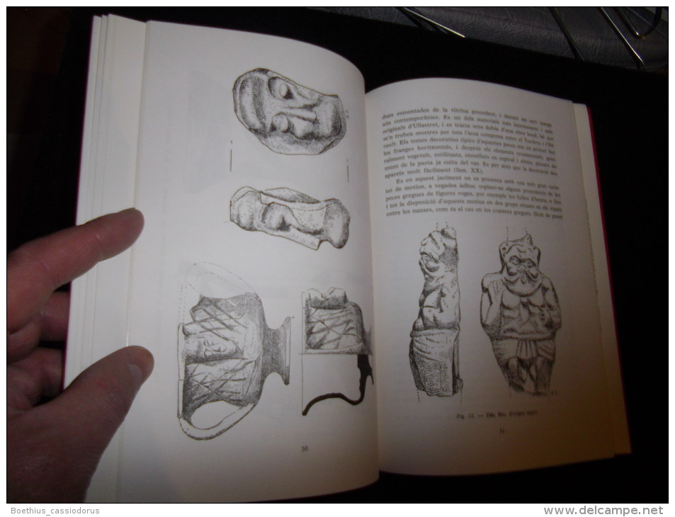 EN ESPAGNOL !! ULLASTRET Guia De Les Excavacions I Del Seu Museu PER M.a AURORA MARTIN ORTEGA Directora De Les Excavacio - Culture