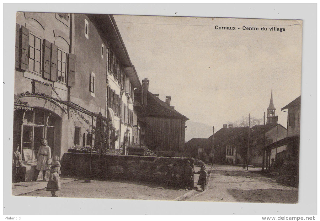 CORNAUX Centre Du Du Village Animée, Enfants, écrite Au Dos, Non Voyagée, Edit. Schaeffer - Cornaux