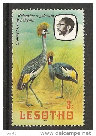 Lesotho  1981  Birds: S.African Crowned Crane  3s  (**)  MNH - Lesotho (1966-...)