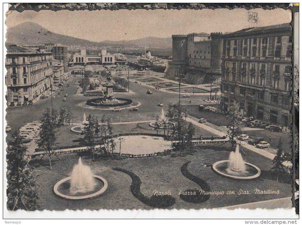 1957 NAPOLI PIAZZA MUNICIPIO E STAZIONE MARITTIMA FG V SEE 2 SCAN ANIMATA - Napoli