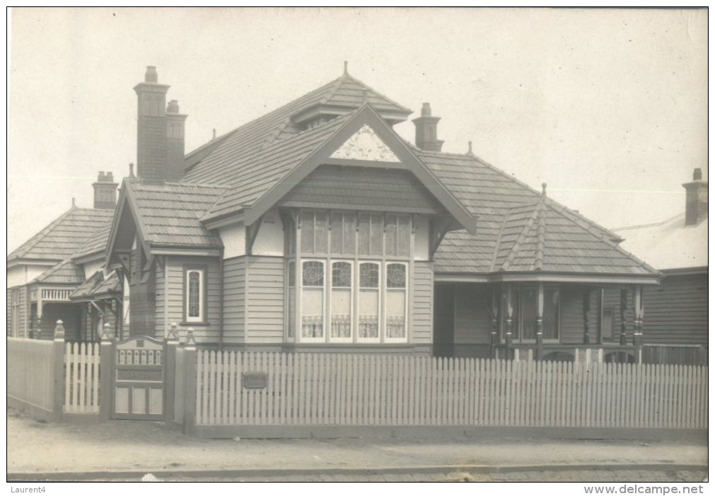 (392) Very Old Postcard - Carte Ancienne - Australia - TAS - Hobart Franklin Square + Old House - Hobart