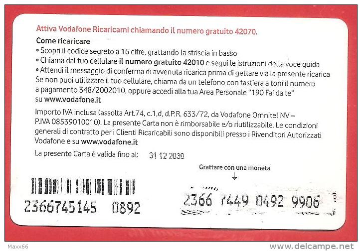 ITALIA - VODAFONE - RICARICARD - RICARICA - RICARICAMI POWER TO YOU - SCAD. DICEMBRE  2030 - 5 EURO - [2] Sim Cards, Prepaid & Refills