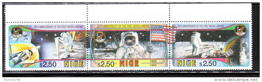 Niue 1994 First Manned Moon Landing 25th Anniversary Tryptic MNH - Niue