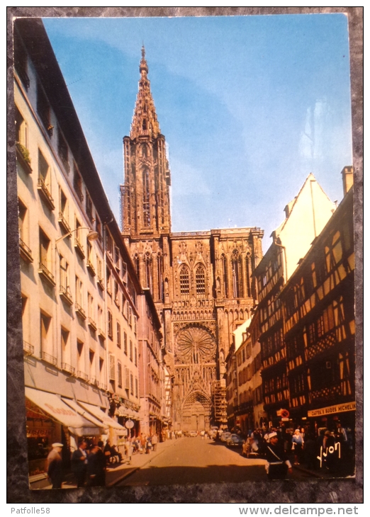 GENDARME.STRASBOURG (67).RUE MERCIERE.MAGASIN CARTES ET GUIDES MICHELIN.1974.TBE. - Police - Gendarmerie