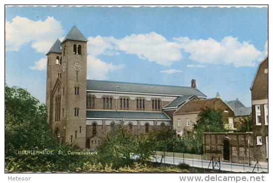 Heerlen Heerlerheide -  Corneliuskerk - Heerlen