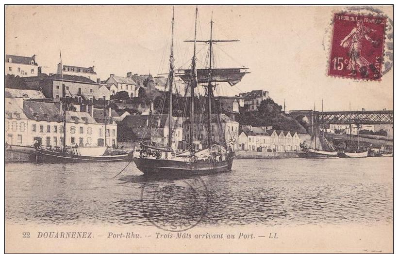 DOUARNENEZ Port Rhu Trois Mâts Arrivant Au Port - Douarnenez