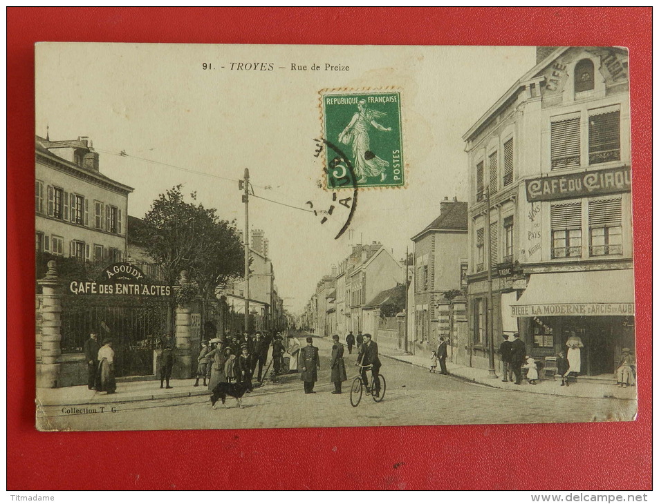 10 Troyes - Rue De Preize - Troyes