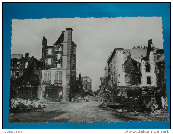 29) Brest - Bombardement 1945 - Grand-format - N° 1 - Place Marcelin-berthelot Et Rue Louis-pasteur  - EDIT - Gaby - Brest