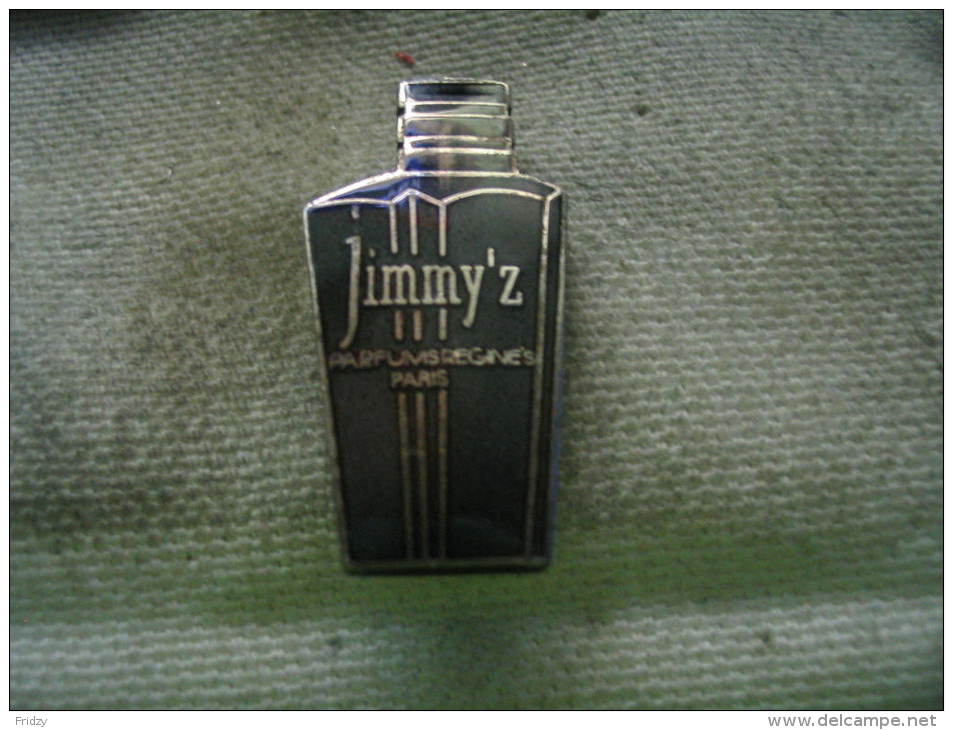 Pin´s Flacon De Parfum Pour Hommes, Jimmy's De Chez Regines Paris - Parfums