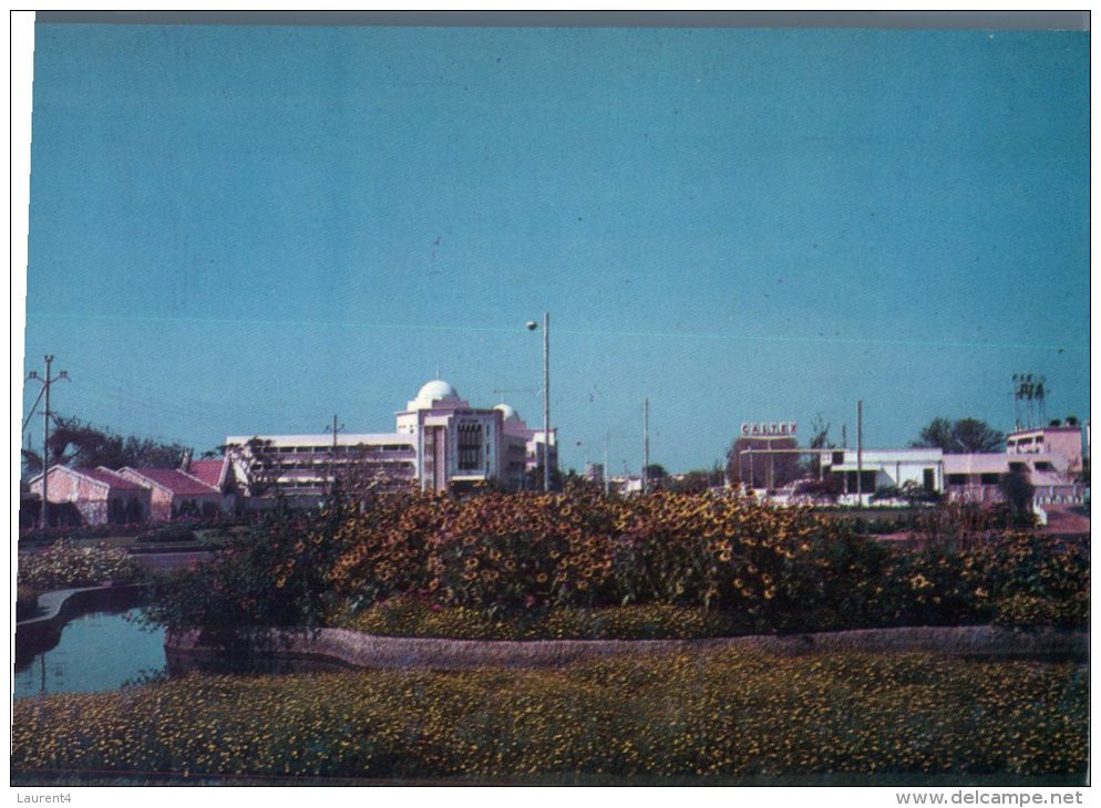 (321) Pakistan - Karachi Buildings - Pakistan