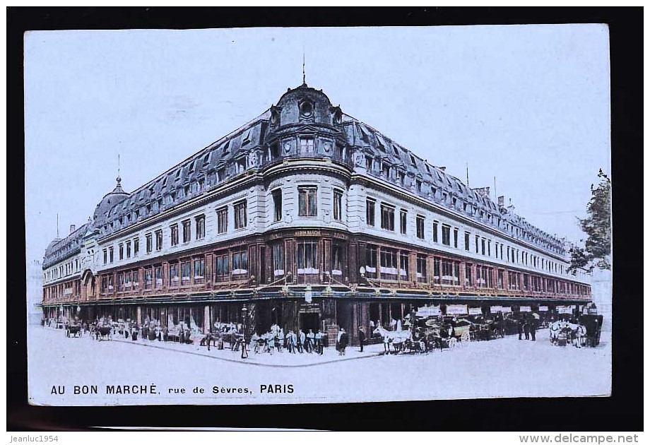 PARIS AU BON MARCHE - Magasins