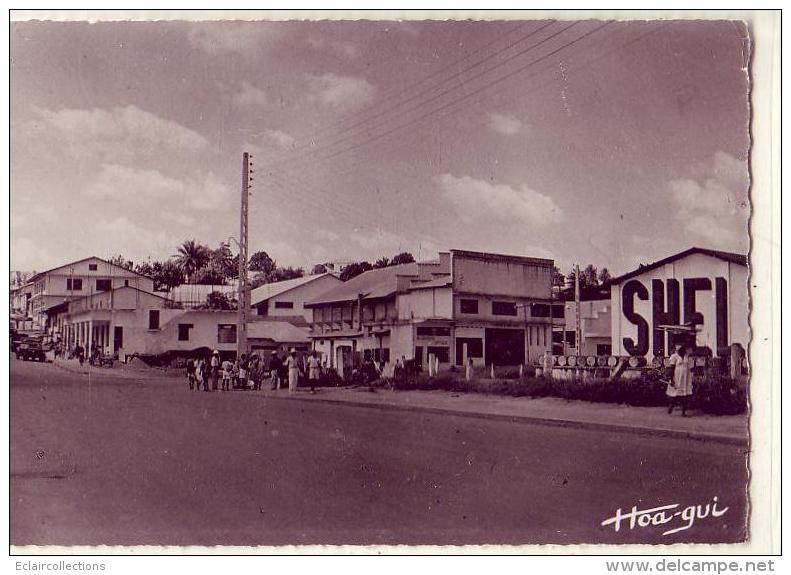 Cameroun    Yaoundé          Avenue Du 27 Août  ( Dépot Shell) - Camerun