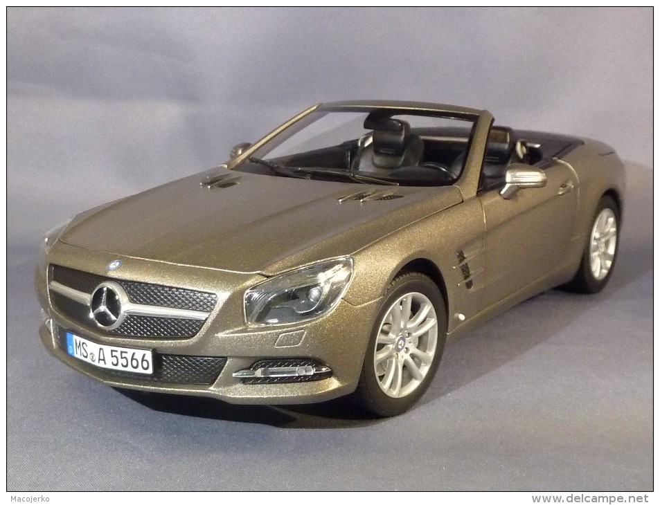 Norev 183590, Mercedes 500 SL, 2012, 1:18 - Norev