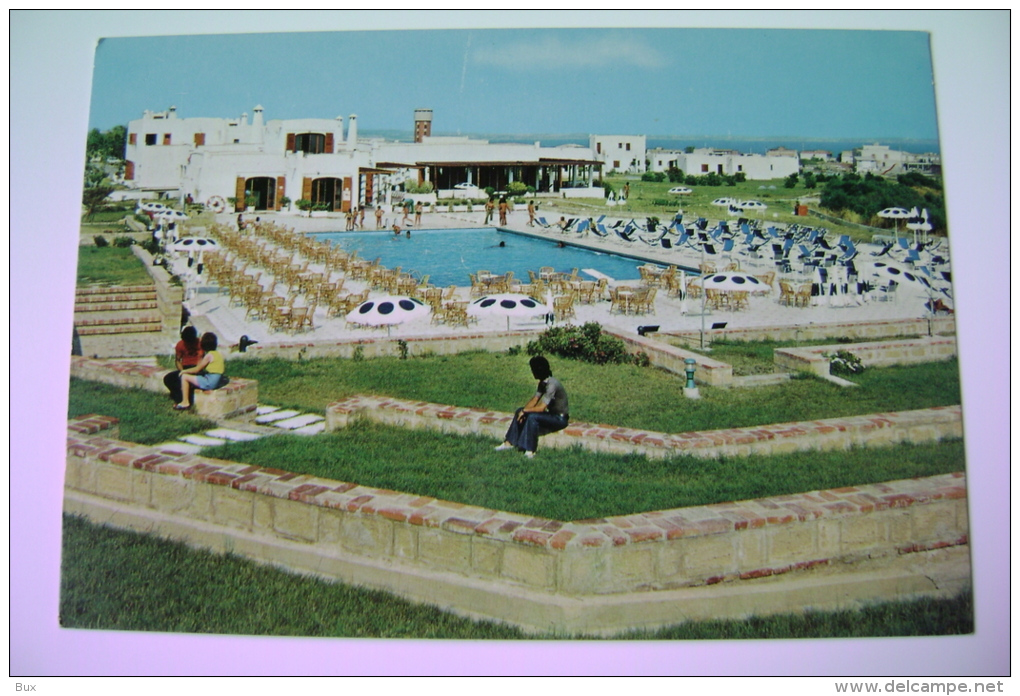 CROTONE VILLAGGIO LE CASTELLA PISCINA   CALABRIA   NON VIAGGIATA  COME DA FOTO - Crotone