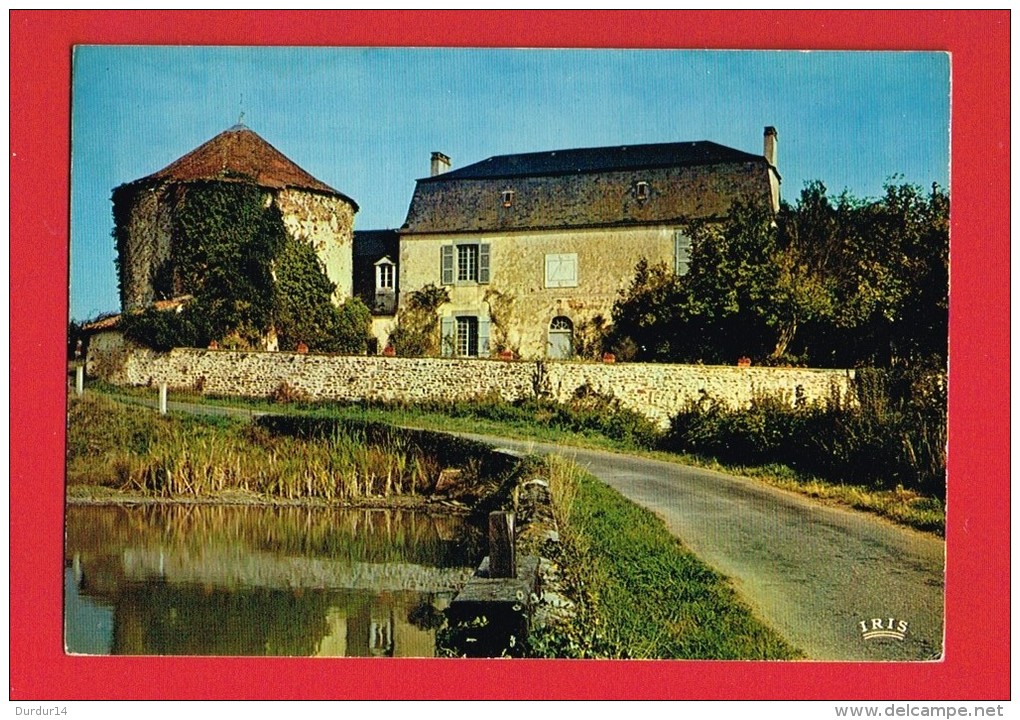 BUSSIERE POITEVINE ( Haute-Vienne) Le Château ... - Bussiere Poitevine