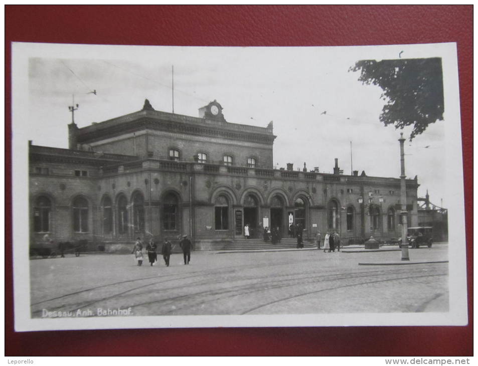 AK DESSAU Bahnhof Ca.1940 // D*8055 - Dessau