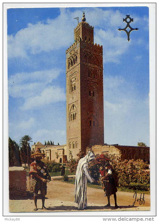 Maroc--MARRAKECH--La Koutoubia (animée,vendeurs D´eau ) Cpm   N° 5368 B  éd  Jeff édition - Marrakesh