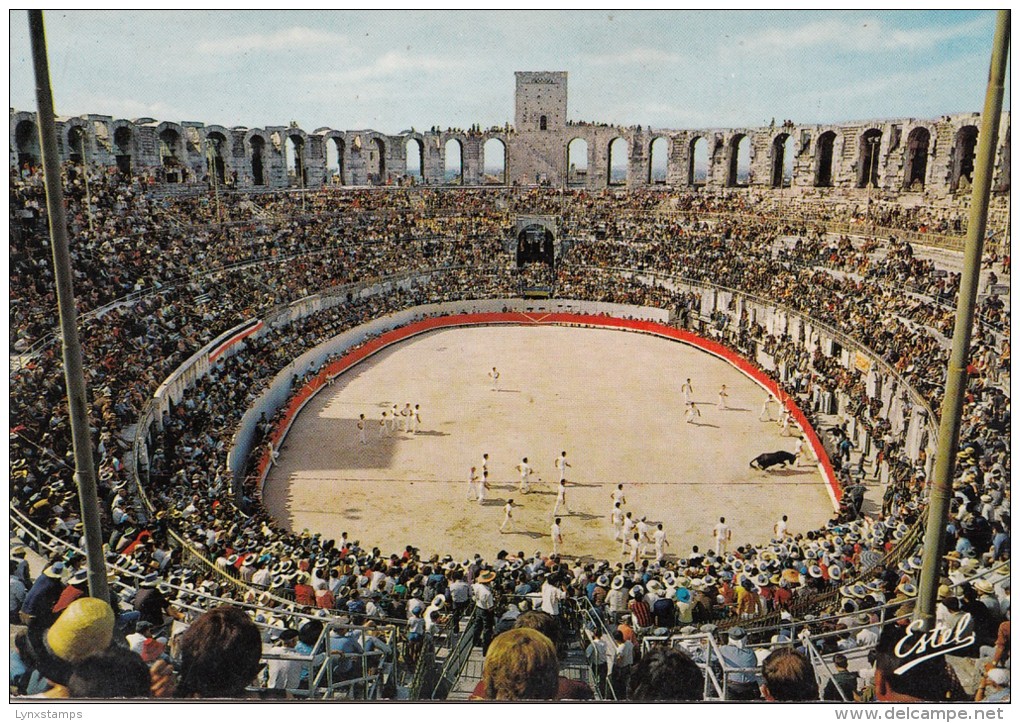 France  Arles - En Provence - Interieur Des Arenes, Un Jour De Coure Provencale (cocarde D' Or) 2 Scans - Arles