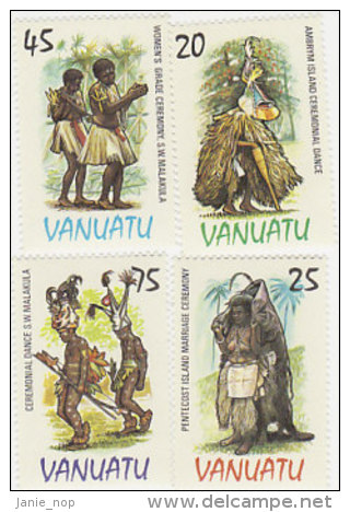 Vanuatu-1985 Ceremonial Dance Costumes 384-387 MNH - Vanuatu (1980-...)