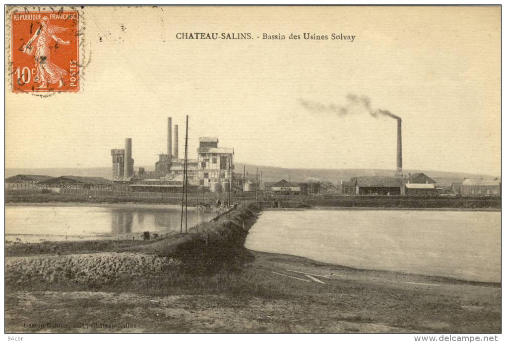 CPA (5 7) CHATEAU SALINS  Bassin Des Usines Solvay - Chateau Salins