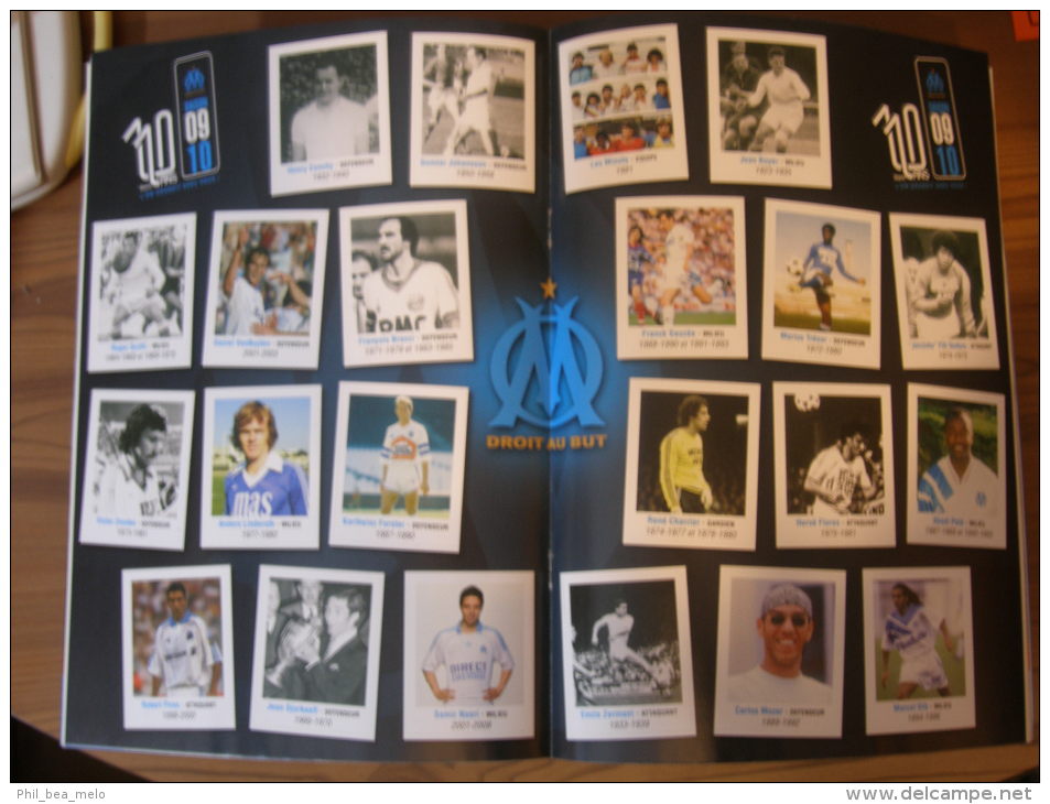 FOOT - 2009 PLANCHE 22 STICKERS 110 ANS DE L'OM + DOUBLE POSTER EQUIPE - Boeken