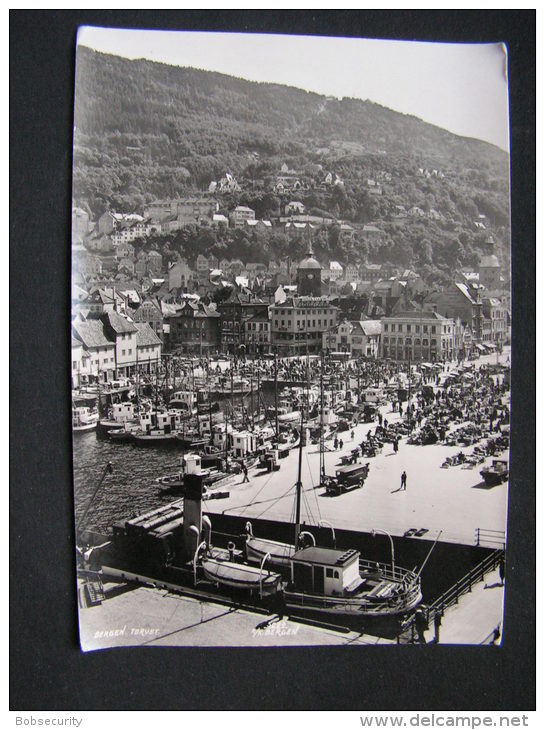 == Norge Bergen Altes Foto , Alte Schiffe Und Autos.. * - Norwegen