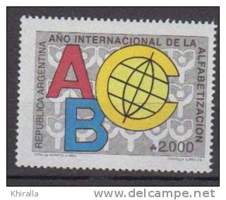 ARGENTINE    1990       N°  1724                        COTE    1.20   EUROS       ( A 42 ) - Neufs