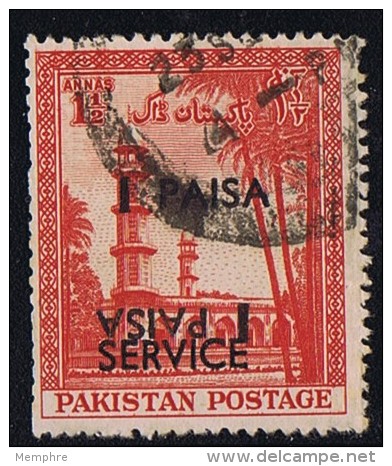 1961  Variety - Error  1 Paisa Surcharge On 1&frac12;a Double Surcharge One Inverted SERVICE Stamp SG O68 Used - Pakistan