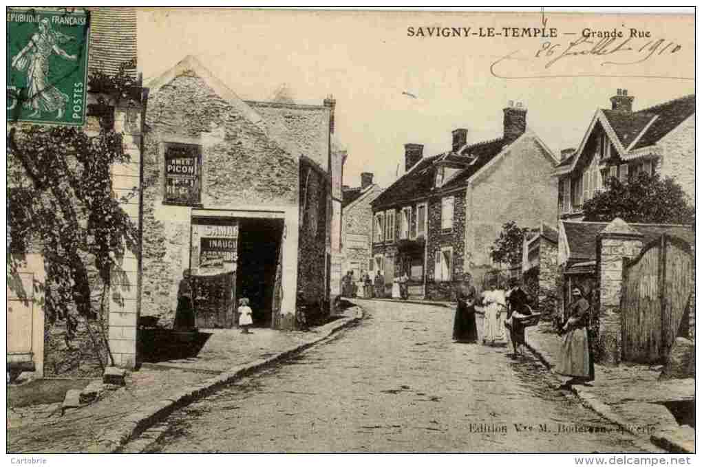 77 - SAVIGNY-LE-TEMPLE - Grande Rue - 1910 - Belle Animation - Savigny Le Temple