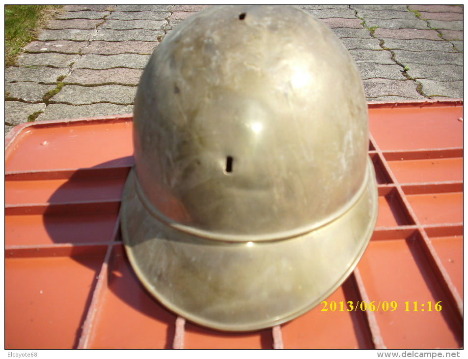 Coque Casque N° 3 - Helme & Hauben