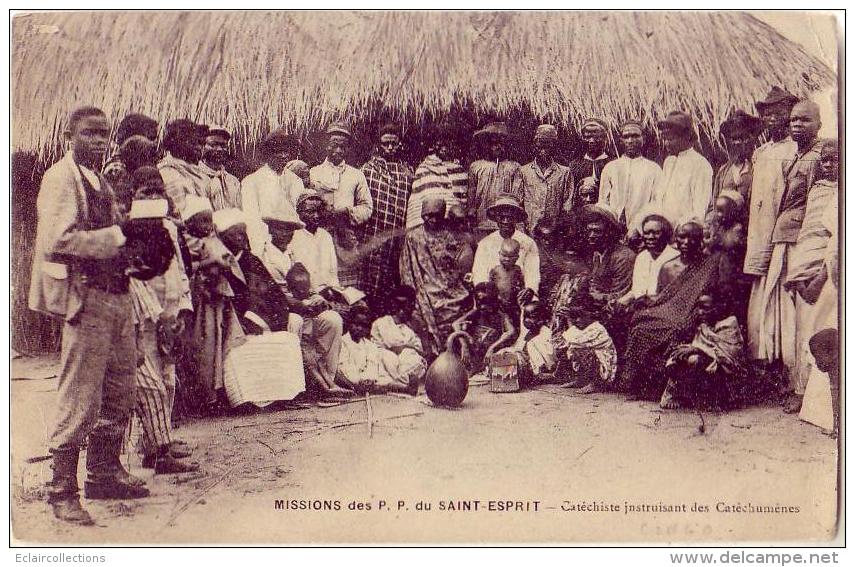 Congo  Français  Missions Des Pères Du St Esprit  Catéchistes Instruisant Les Catéchumènes - Congo Français