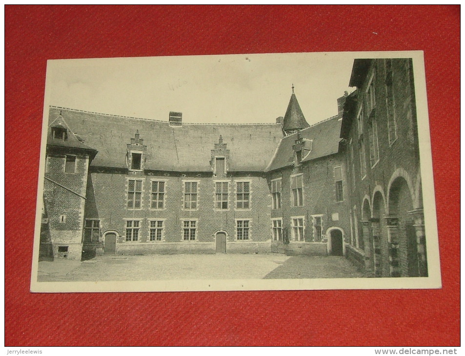 SINT-PIETERS-RODE -  RHODE-SAINT-PIERRE  -  Le Château, Cour D´honneur - Holsbeek