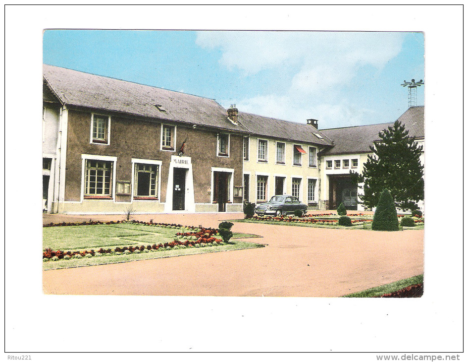 91 - SAVIGNY SUR ORGE - La Mairie - N°651 P.I.édit - 1960 - Voiture Sirène Sur Toit  Pompiers  ? - Savigny Sur Orge