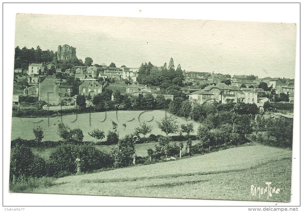 Pouzauges (85) : Vue Générale En 1945. - Pouzauges