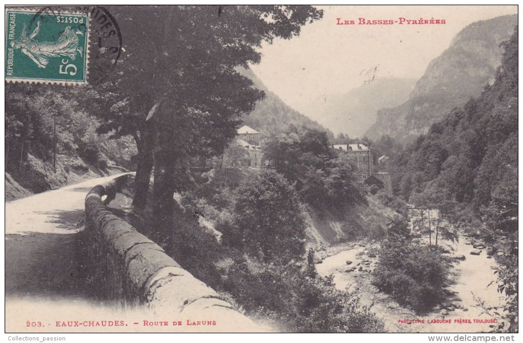 Cp , 64 , EAUX-CHAUDES , Route De Laruns - Laruns