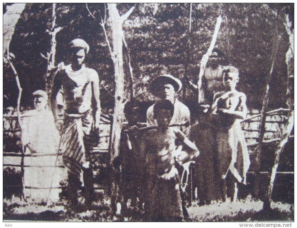 NOUVELLE CALEDONIE - ST PIERRE - HABITATION CANAQUE - - Nouvelle-Calédonie