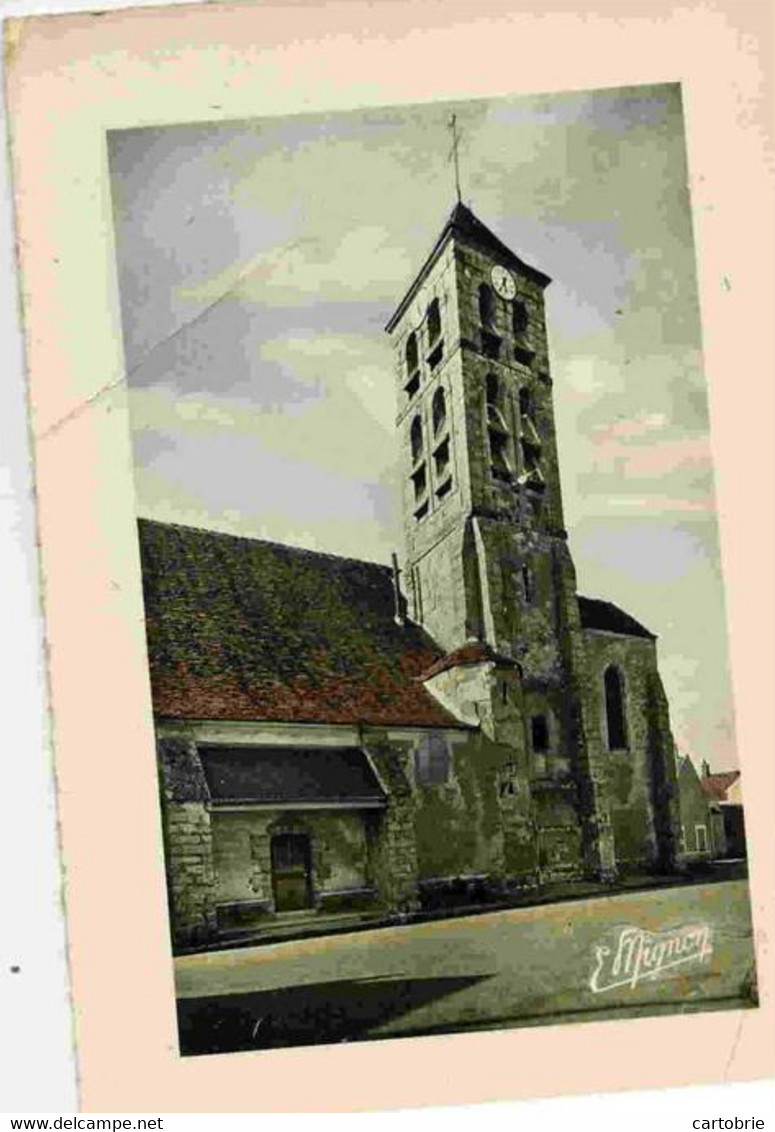 Dépt 77 - PERTHES - L'Église - CPSM Grand Format - Perthes