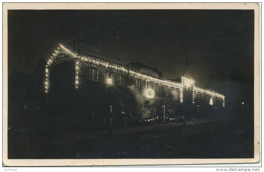 CAMBS - STILTON - MELTONIAN CREAM FACTORY BY NIGHT (UNCAPTIONED) RP Ca9 - Sonstige & Ohne Zuordnung