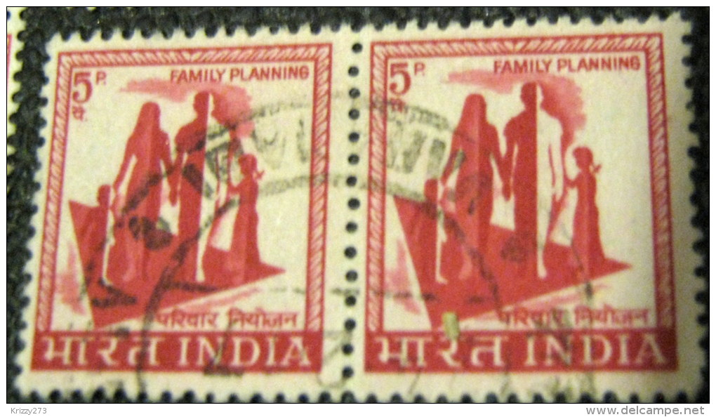 India 1965 Family Planning 5p X2 - Used - Gebraucht