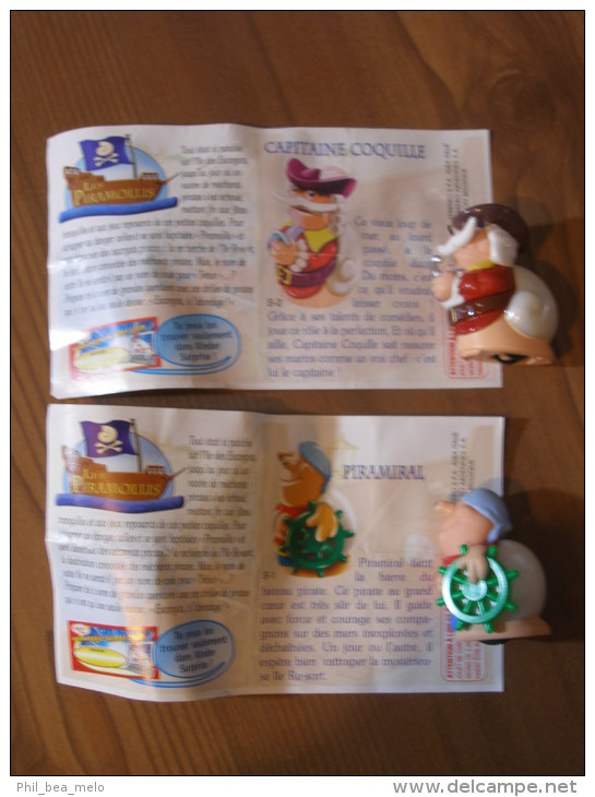 KINDER SURPRISE 2005 LES PIRAMOLLIS - N° S-1 / S-2 CAPITAINE COQUILLE & PIRAMIRAL + BPZ - ETAT COMME NEUF - Lots