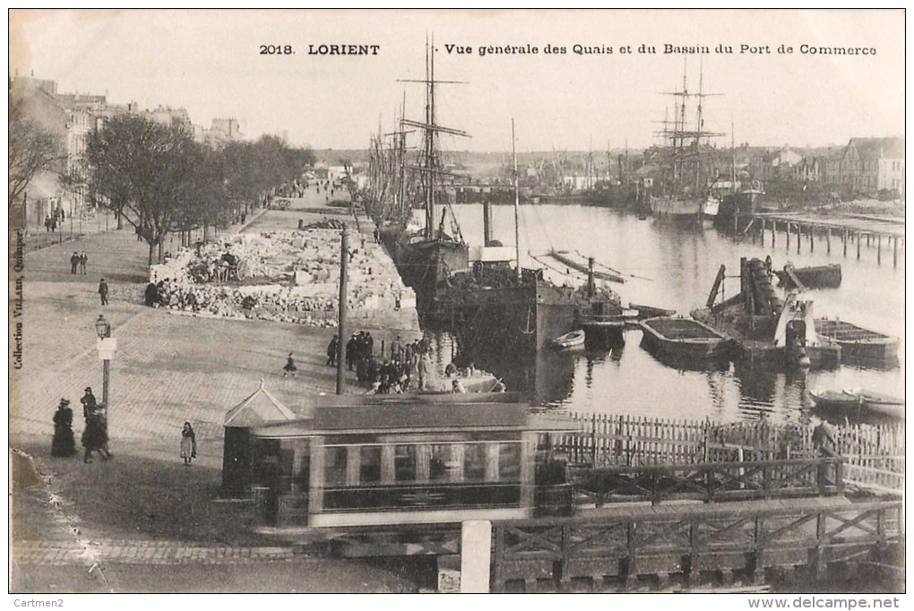 LOT DE 4 CPA DE LORIENT : PASSAGE TRAMWAY AU QUAI ET BASSIN DU PORT DE COMMERCE COURS LA BOVE REVUE DEFILE DU BATAILLON - Lorient