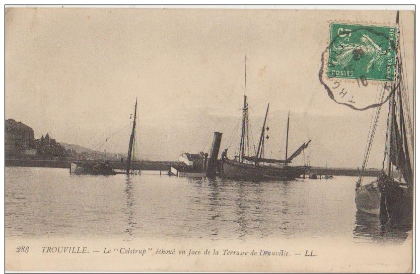 CPA 14 TROUVILLE Le Bateau Colstrup échoué Epave 1910 - Trouville