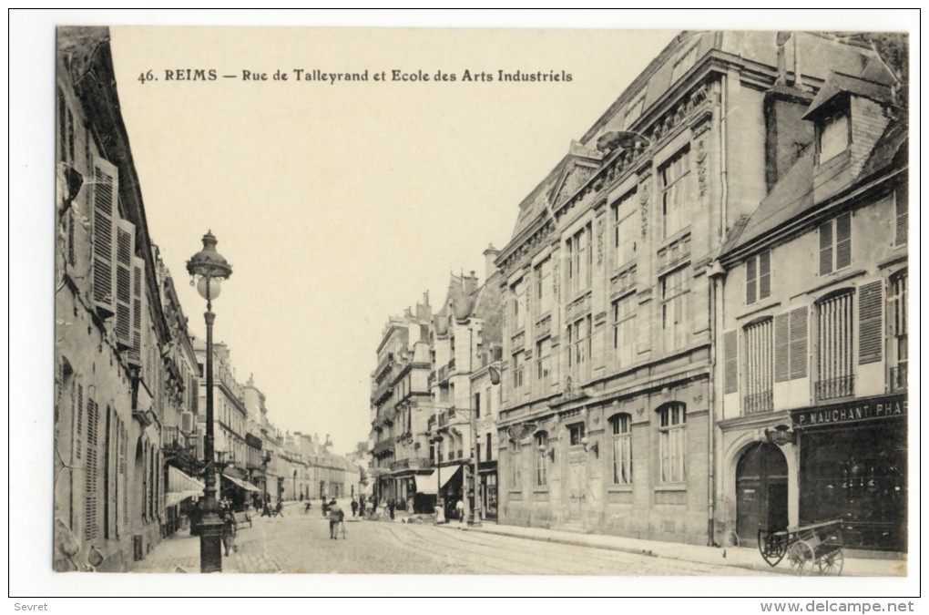 REIMS - Rue De Talleyrand Et Ecole Des Arts Industriels. - Reims