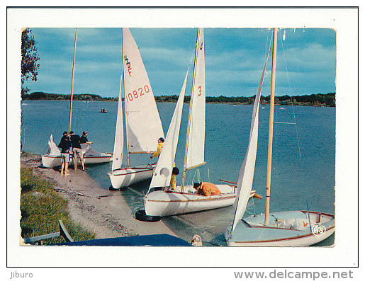 18  -  ETANG Du PUITS - Préparatifs Pour La Régate / Voile Sport //  8/654 - Argent-sur-Sauldre