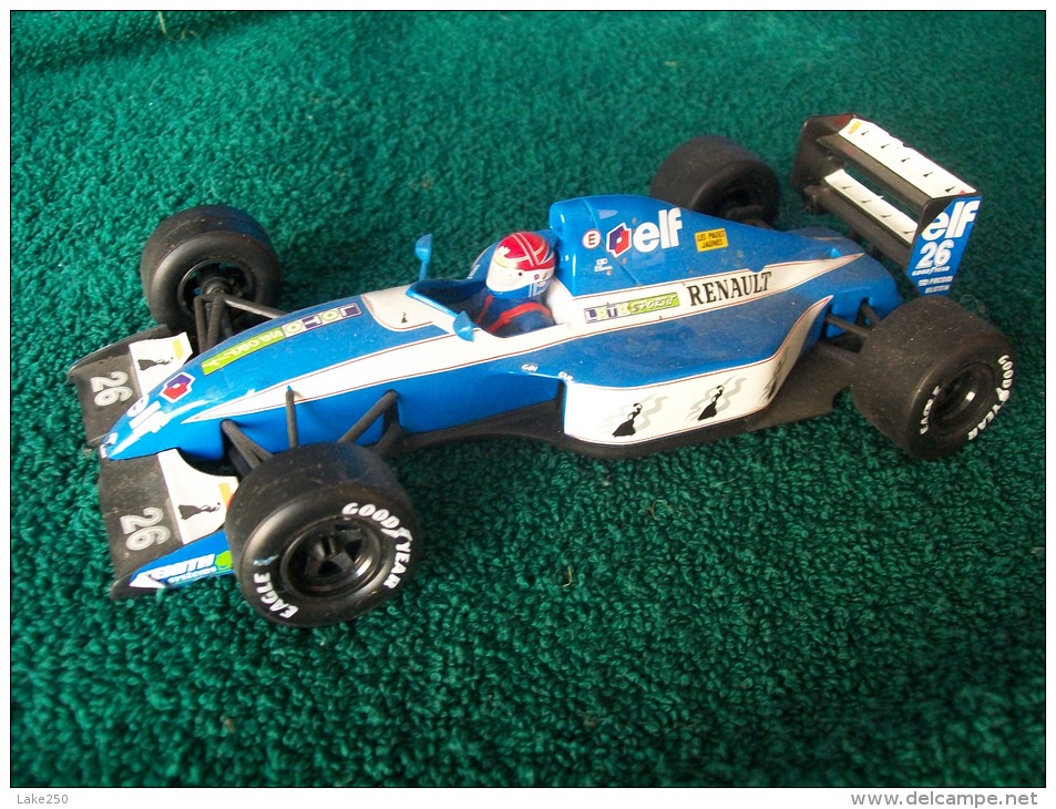 ONYX - LIGIER  RENAULT  F1  NO BOITE  Scala 1/24 - Onyx