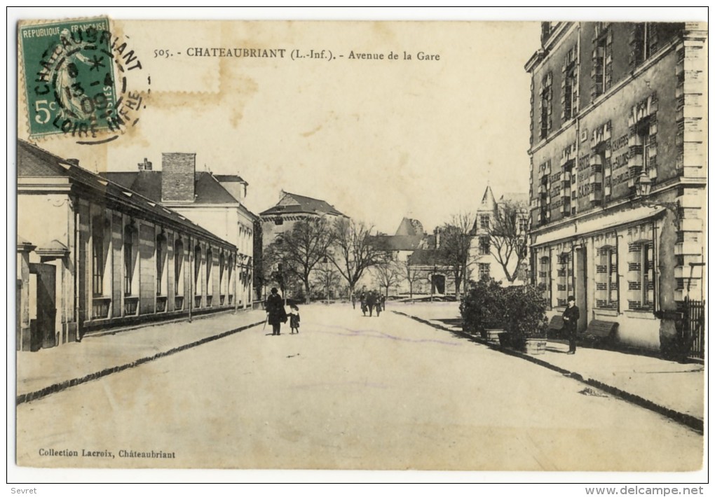 CHATEAUBRIANT   -  Avenue De La Gare. - Châteaubriant
