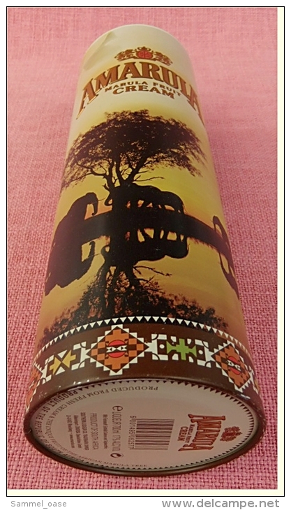 Eine ältere Metall-Dose  Amarula  -  Marula Fruit Cream  - ca. 31cm lang - Durchmesser ca. 9,5 cm
