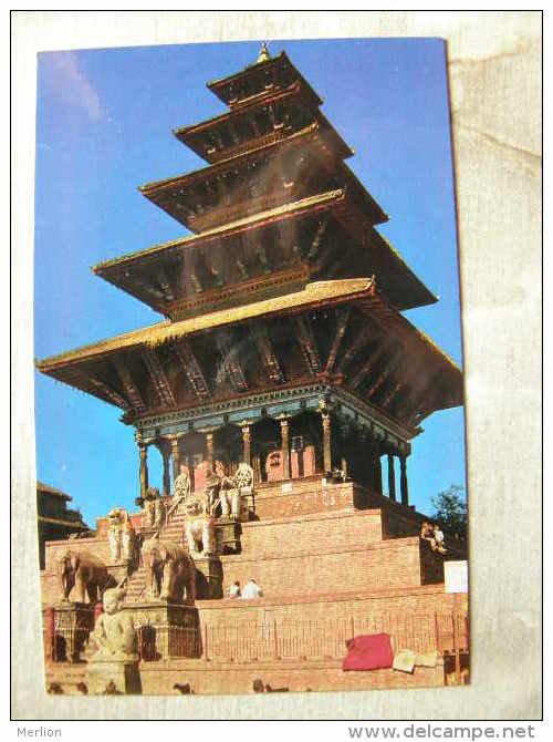 Nepal -  Nyatapola Temple  Bhaktapur        D105730 - Népal